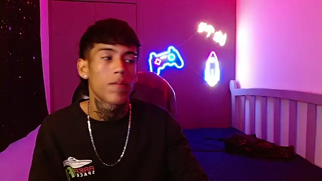 RyanKing19 online show from February 2025 12:48:02 PM