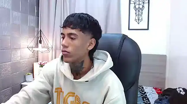 RyanKing19 online show from March 2025 07:49:02 AM