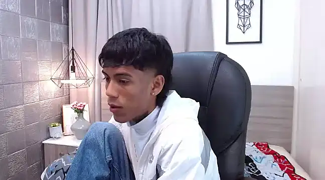 RyanKing19 online show from March 2025 01:57:02 PM