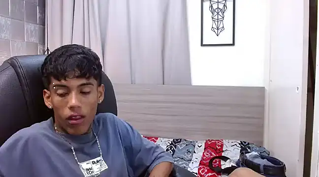 RyanKing19 online show from March 2025 06:43:01 AM