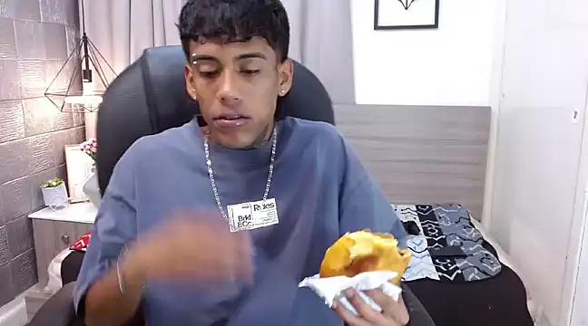 RyanKing19 online show from March 2025 01:12:01 PM