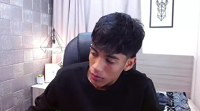 RyanKing19 online show from March 2025 06:21:02 AM