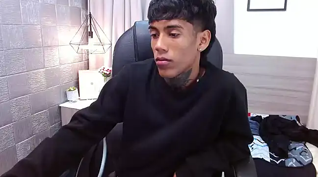 RyanKing19 online show from March 2025 09:24:02 AM