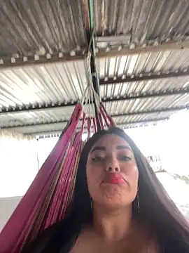  SARA 69 online show from April 2026 12:41:01 PM