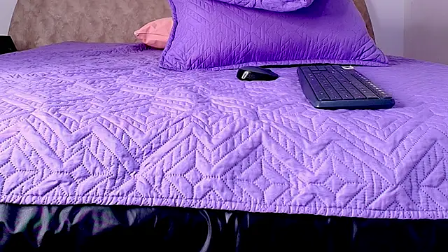 abigail fx online show from November 2025 03:05:01 AM