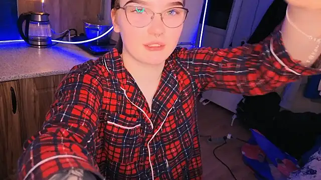 milliedoll online show from January 2026 09:02:02 PM