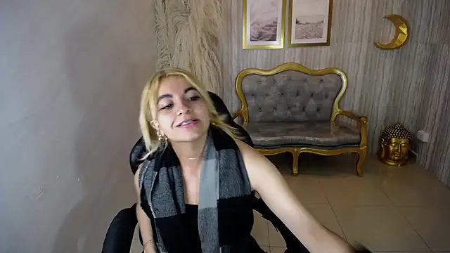 lili conor s online show from March 2025 03:10:02 AM