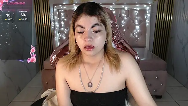 lili conor s online show from September 2025 03:32:01 AM