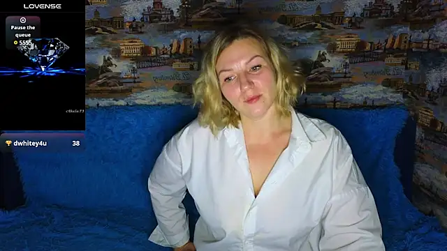 LadyLucky  online show from October 2025 01:09:02 AM
