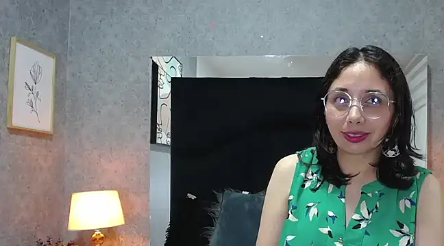 Stephanie Sun online show from March 2025 04:45:02 PM