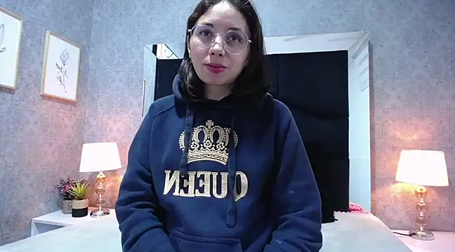Stephanie Sun online show from March 2025 02:01:01 PM