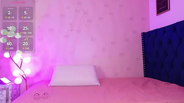 innocenthazel online show from April 2026 03:02:01 AM