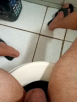 magrinhogostoso696 online show from February 2026 06:33:02 PM