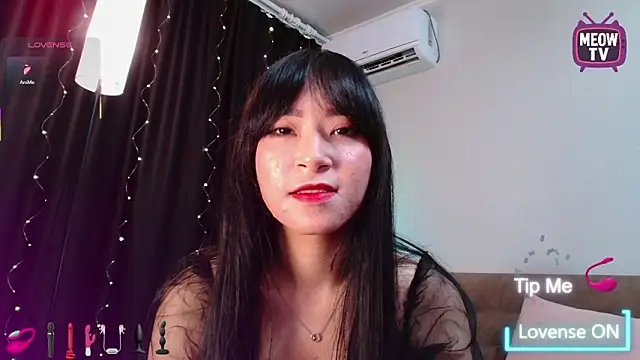 Snapshot of miyakimi0101 chatting on September 2025 12:33:01 AM miyakimi0101 online show from September 2025 12:33:01 AM