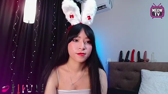 miyakimi0101 online show from September 2025 01:09:02 AM