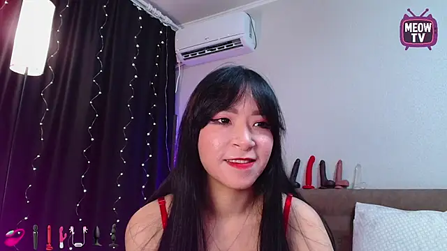 miyakimi0101 online show from September 2025 12:36:01 AM