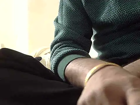 9inch hard online show from November 2025 06:34:01 PM