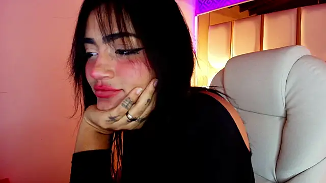 Xotic bella online show from March 2025 06:32:01 PM