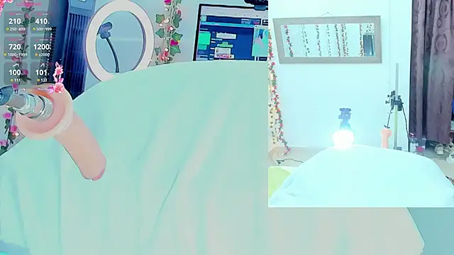 Genesis Love   online show from March 2025 12:56:01 PM