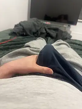 GrafterBen1 online show from April 2026 03:35:01 PM