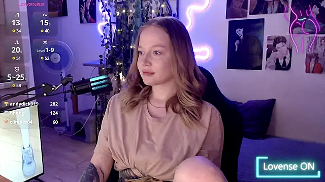 lissallor  online show from February 2025 01:06:01 PM