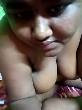 Snapshot of horny_diana chatting on March 2025 09:53:02 PM horny diana online show from March 2025 09:53:02 PM