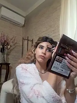 Bella Posh online show from February 2026 07:53:01 AM