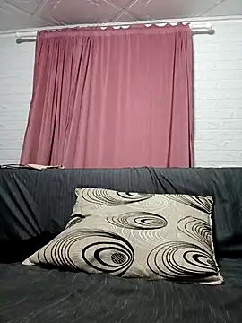 Ramona870 online show from September 2025 03:39:02 PM