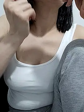 BUSE8821 online show from March 2025 10:28:02 PM