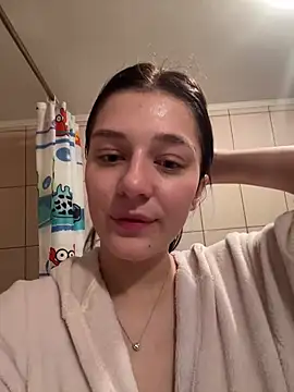 Snapshot of brinkangelikaa chatting on February 2025 10:04:01 AM brinkangelikaa online show from February 2025 10:04:01 AM