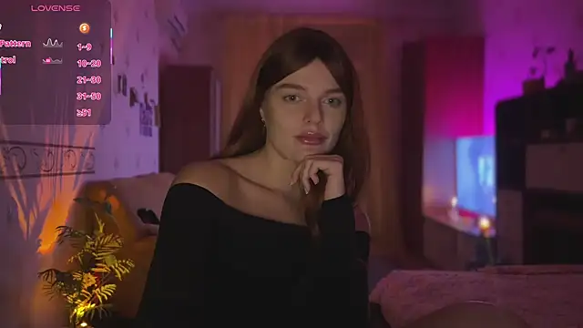 Snapshot of CherryRed_Girl chatting on October 2025 07:45:02 PM CherryRed Girl online show from October 2025 07:45:02 PM