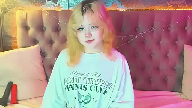 EmilyAngells online show from May 2026 06:09:02 AM