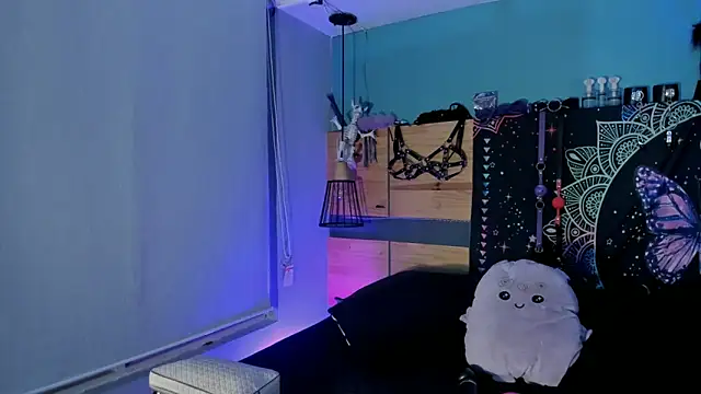 ChloeAllennn online show from May 2026 11:21:02 PM