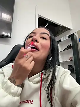 Antonella Smiith  online show from April 2026 02:02:02 PM