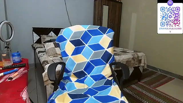 rahulkajuuu0909 online show from April 2026 03:53:01 PM