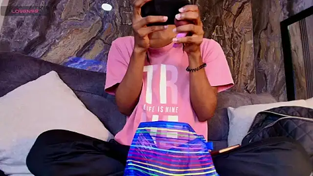 khler Angelis online show from October 2025 01:11:01 PM