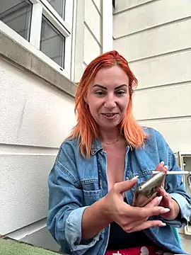 YNA ELLA online show from October 2025 08:50:02 AM