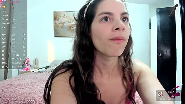 Snapshot of jessyegoldenn chatting on March 2025 11:54:02 PM jessyegoldenn online show from March 2025 11:54:02 PM