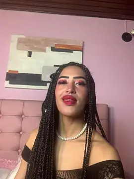 Snapshot of MichelleDiaz_Pink chatting on February 2025 01:15:02 AM MichelleDiaz Pink online show from February 2025 01:15:02 AM