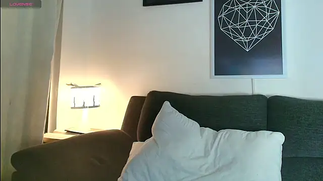 Snapshot of thomyafar chatting on October 2025 01:06:01 AM thomyafar online show from October 2025 01:06:01 AM