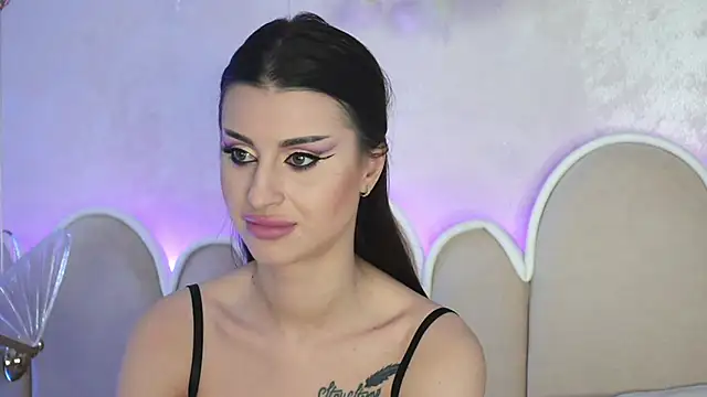 Alice Voss online show from December 2025 07:36:02 AM