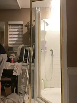 Snapshot of Polaroid_White chatting on November 2025 02:57:02 AM Polaroid White online show from November 2025 02:57:02 AM