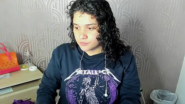 BloodyMaary  online show from February 2025 12:24:01 PM