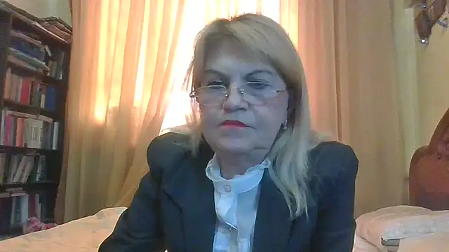 Heidi-Helga online show from March 2025 10:11:01 AM