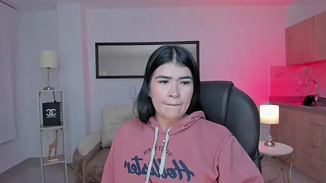 Corina White online show from September 2025 11:04:02 AM