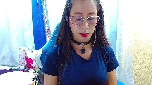 Gia leinn online show from March 2026 06:59:02 PM