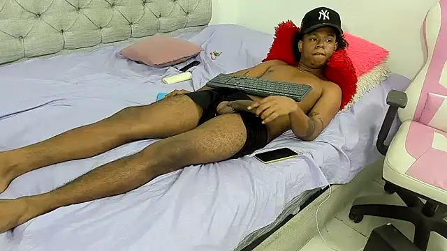 Snapshot of Luna__ho chatting on October 2025 03:19:01 AM Luna ho online show from October 2025 03:19:01 AM