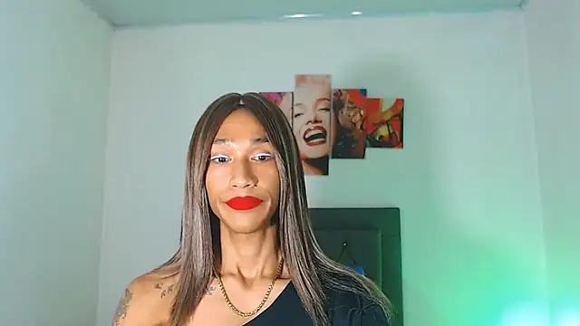 red veltet online show from April 2026 05:28:01 PM