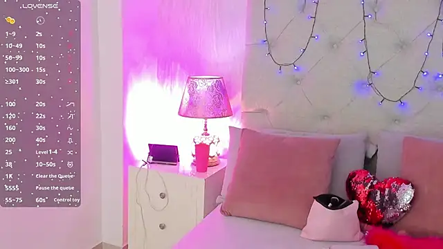 goth tasha online show from November 2025 07:51:02 PM