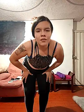 Snapshot of krolay16 chatting on September 2025 12:04:01 AM krolay16 online show from September 2025 12:04:01 AM